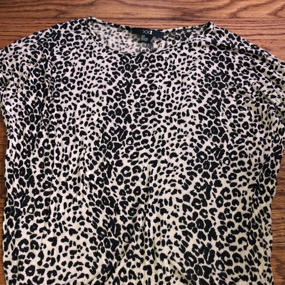 Women’s Leopard Shirt - Picture 8 of 9